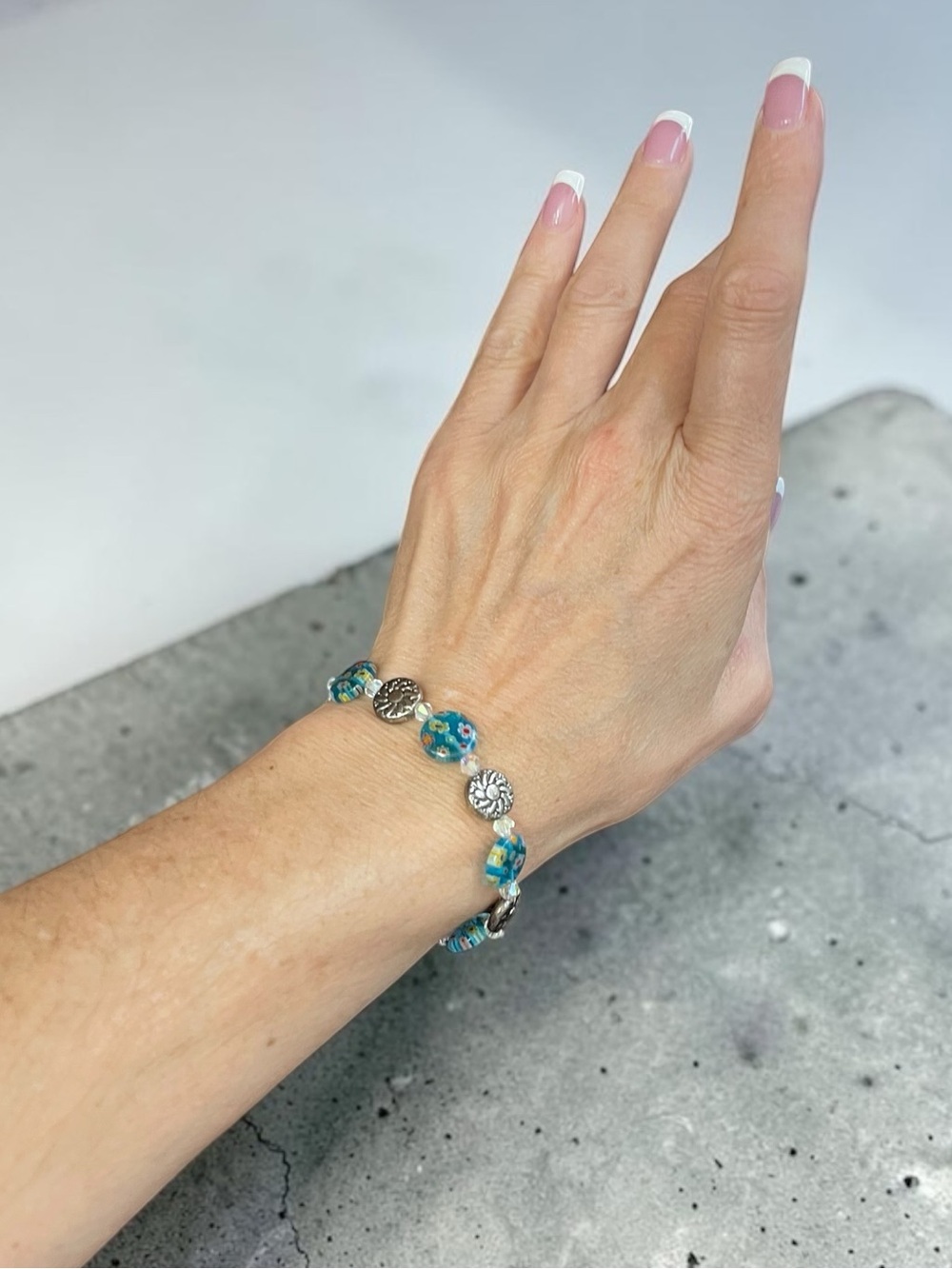 Blue Millefiori Floral Glass Bead Silver Tone Crystal Accent Bracelet 7"